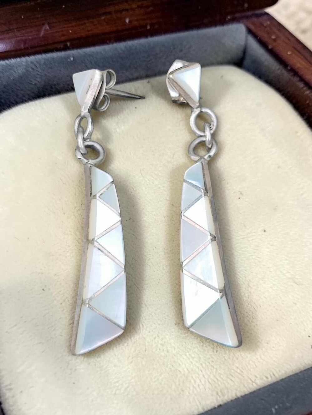 Vintage Sterling Zuni Signed Mother Of Pearl Earrings